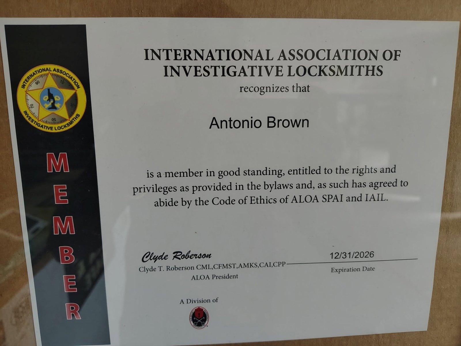 International Association of Investigative Locksmiths membership certificate for Antonio Brown
